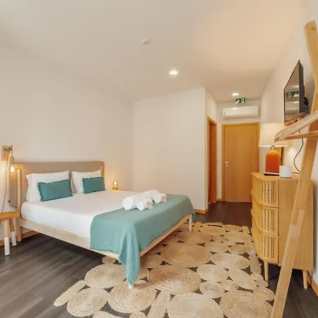 Penzion Aliados Suites By Homing Porto