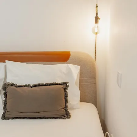 Aliados Suites By Homing Penzion