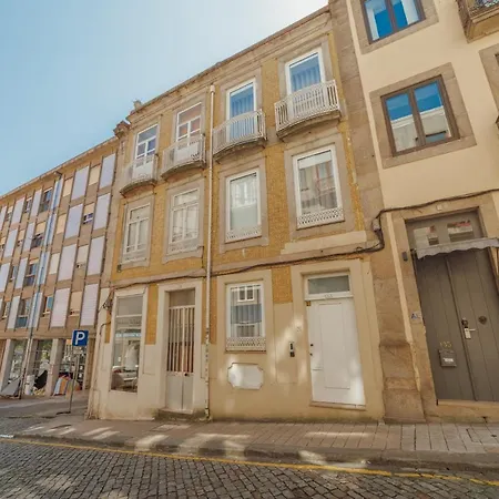 Casa de hóspedes Aliados Suites By Homing